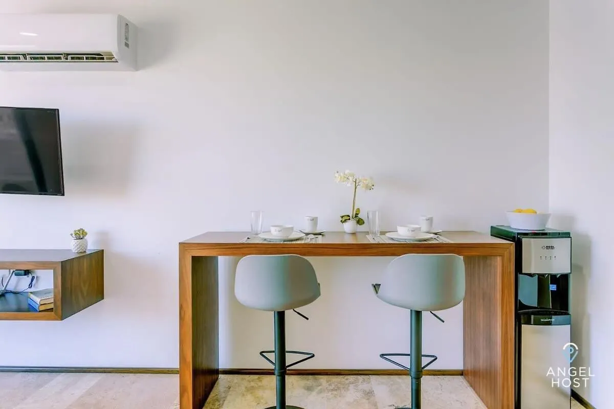 Апартаменты New! Adorable Midtown Studio, Pool, Wifi, Smart Tv Плая-дель-Кармен Мексика