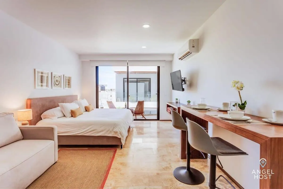 New! Adorable Midtown Studio, Pool, Wifi, Smart Tv Плая-дель-Кармен Мексика
