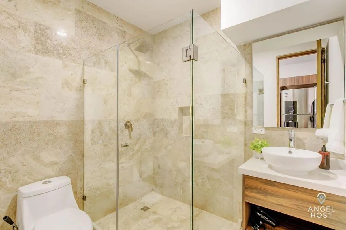 New! Adorable Midtown Studio, Pool, Wifi, Smart Tv Плая-дель-Кармен 0*,